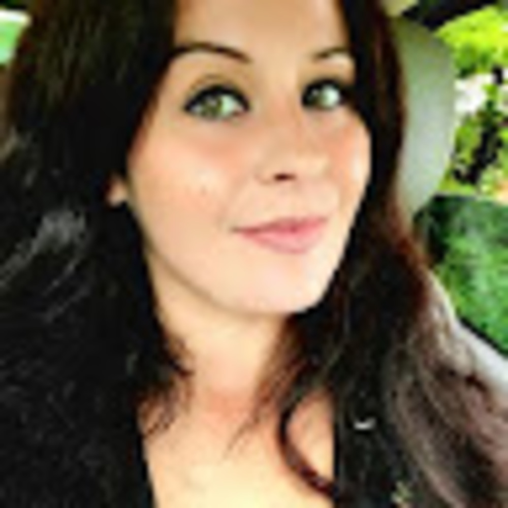 Meet your Posher, Courtney